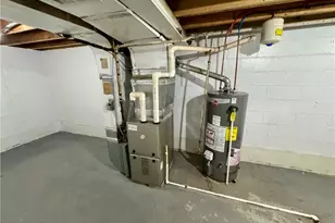 418 Baker Ave, Clairton, PA 15025 - Photo 15