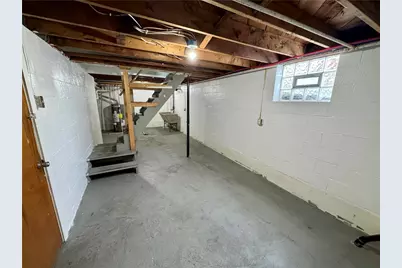 418 Baker Ave, Clairton, PA 15025 - Photo 17