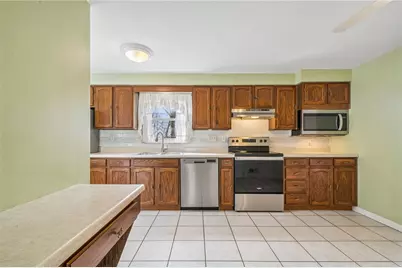 834 Blue Ridge Rd, Pittsburgh, PA 15239 - Photo 11