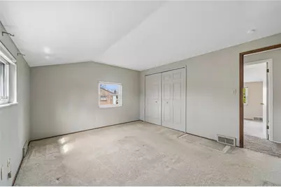 834 Blue Ridge Rd, Pittsburgh, PA 15239 - Photo 17