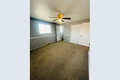 1419 Cardinal Dr, Scott Township, PA 15243 - Photo 11