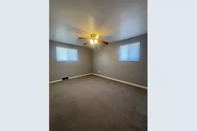 1419 Cardinal Dr, Scott Township, PA 15243 - Photo 13