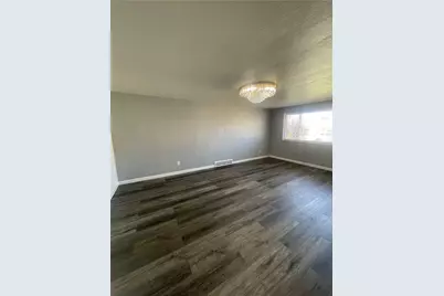 1419 Cardinal Dr, Scott Township, PA 15243 - Photo 5