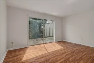 526 College Park Dr, Moon/Crescent Twp, PA 15108 - Photo 5