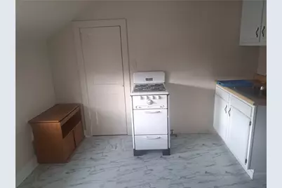 108 E 1st Ave, Derry Boro, PA 15627 - Photo 7