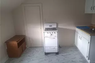 108 E 1st Ave, Derry Boro, PA 15627 - Photo 7