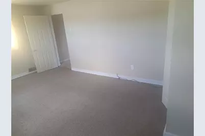 108 E 1st Ave, Derry Boro, PA 15627 - Photo 3