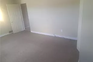 108 E 1st Ave, Derry Boro, PA 15627 - Photo 3