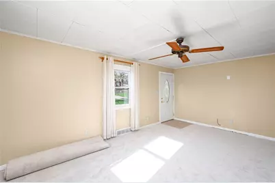 202 Rural Dr, Twp of But NW, PA 16001 - Photo 5