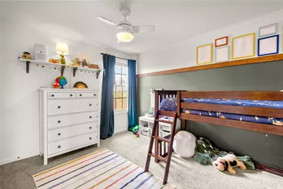 1024 Greenfield Dr, Cecil, PA 15317 - Photo 25