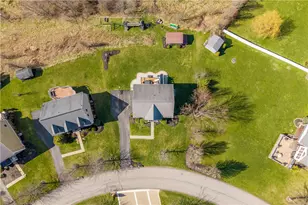 1024 Greenfield Dr, Cecil, PA 15317 - Photo 41