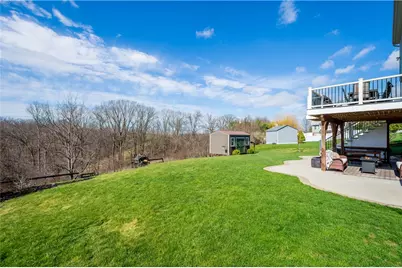 1024 Greenfield Dr, Cecil, PA 15317 - Photo 39