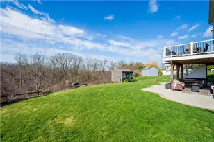 1024 Greenfield Dr, Cecil, PA 15317 - Photo 39