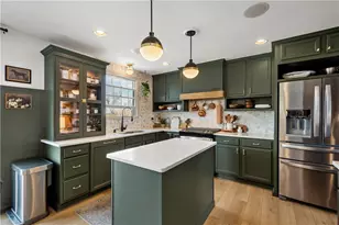 1024 Greenfield Dr, Cecil, PA 15317 - Photo 7