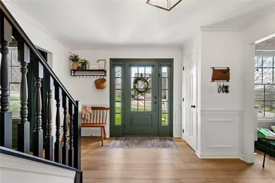 1024 Greenfield Dr, Cecil, PA 15317 - Photo 3