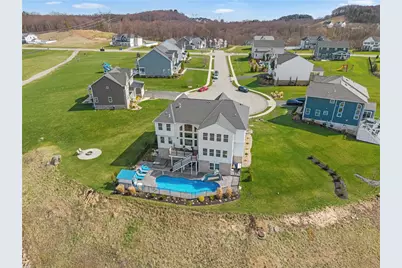 110 Ridgetop Dr, Adams Township, PA 16046 - Photo 3