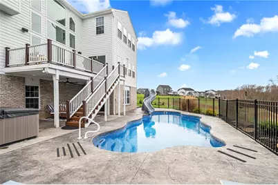 110 Ridgetop Dr, Adams Township, PA 16046 - Photo 31