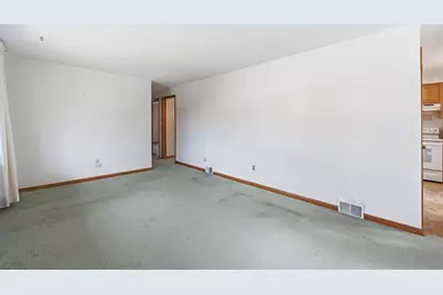 118 Kentzel Rd, Ross Twp, PA 15237 - Photo 7