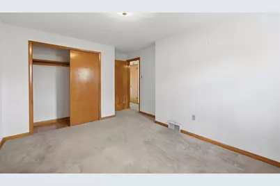 118 Kentzel Rd, Ross Twp, PA 15237 - Photo 17