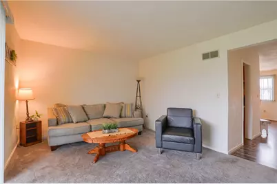 4895 Lucerne Rd, White Township, PA 15701 - Photo 5