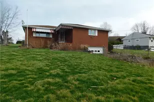 1080 Park Ave, Franklin Township, PA 15370 - Photo 3