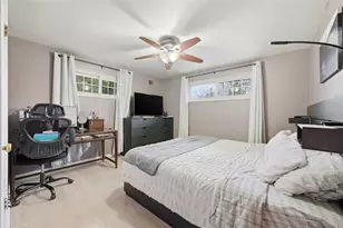 2386 Crestview Rd, Pittsburgh, PA 15216 - Photo 19