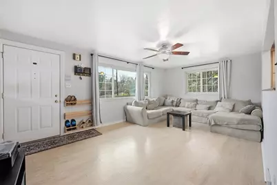 2386 Crestview Rd, Pittsburgh, PA 15216 - Photo 11