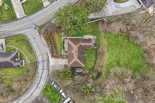 2386 Crestview Rd, Pittsburgh, PA 15216 - Photo 43