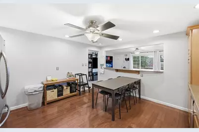 2386 Crestview Rd, Pittsburgh, PA 15216 - Photo 15