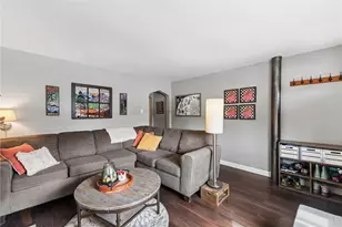 2303 Sidney St, Pittsburgh, PA 15203 - Photo 5