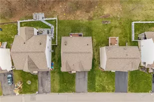 313 Everest Cir, Houston, PA 15342 - Photo 37