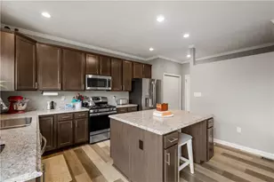 313 Everest Cir, Houston, PA 15342 - Photo 13