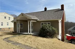 2502 7th St, New Kensington, PA 15068 - Photo 3