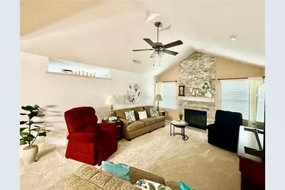 194 Woodhawk Ln, Franklin Township, PA 16001 - Photo 7