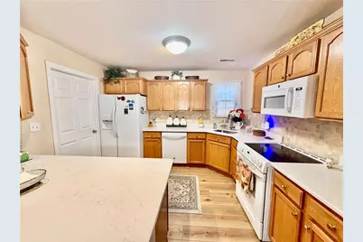 194 Woodhawk Ln, Franklin Township, PA 16001 - Photo 15