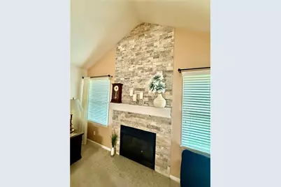 194 Woodhawk Ln, Franklin Township, PA 16001 - Photo 11