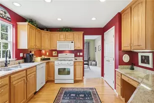 6855 Stephanie Ct, Murrysville, PA 15626 - Photo 11