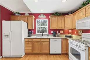 6855 Stephanie Ct, Murrysville, PA 15626 - Photo 13