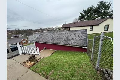 703 Laura St, West Mifflin, PA 15122 - Photo 35
