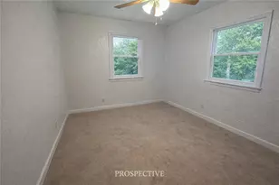 703 Laura St, West Mifflin, PA 15122 - Photo 7