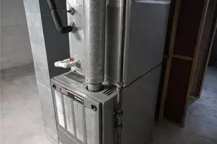 703 Laura St, West Mifflin, PA 15122 - Photo 23