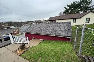 703 Laura St, West Mifflin, PA 15122 - Photo 31