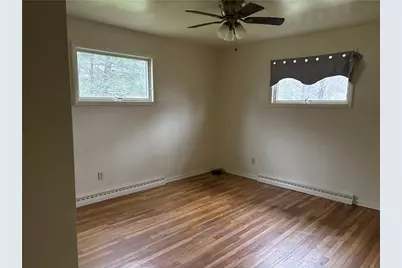 151 Locust St, South Union Township, PA 15445 - Photo 9