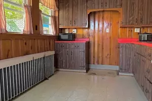 741 Waddell Ave, Clairton, PA 15025 - Photo 9