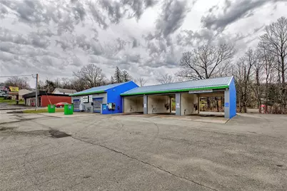 1005 W 4th Ave, Derry Township, PA 15627 - Photo 3