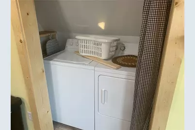 228 Hawthorn Rd, Claysville, PA 15323 - Photo 9