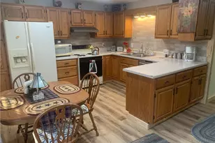 228 Hawthorn Rd, Claysville, PA 15323 - Photo 5