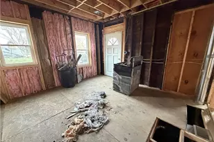 217 Kramer Wy, Pittsburgh, PA 15211 - Photo 7