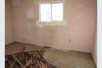 1209 Roy St, North Braddock, PA 15104 - Photo 23