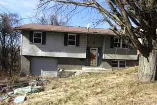 1209 Roy St, North Braddock, PA 15104 - Photo 1